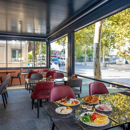 Vess Hotel Istanbul Bagian luar foto