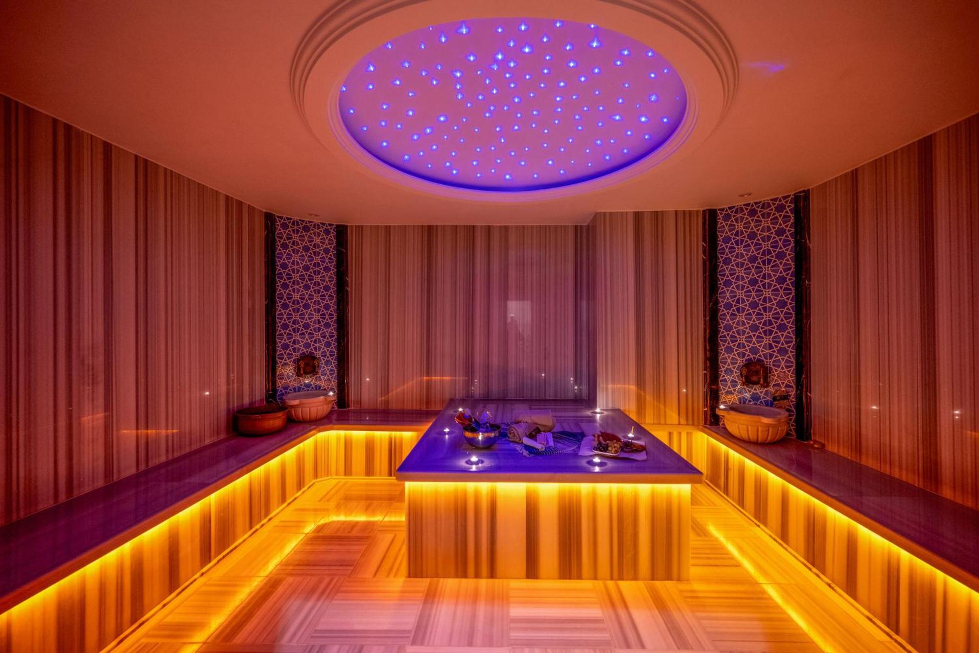 Vess Hotel Istanbul Bagian luar foto