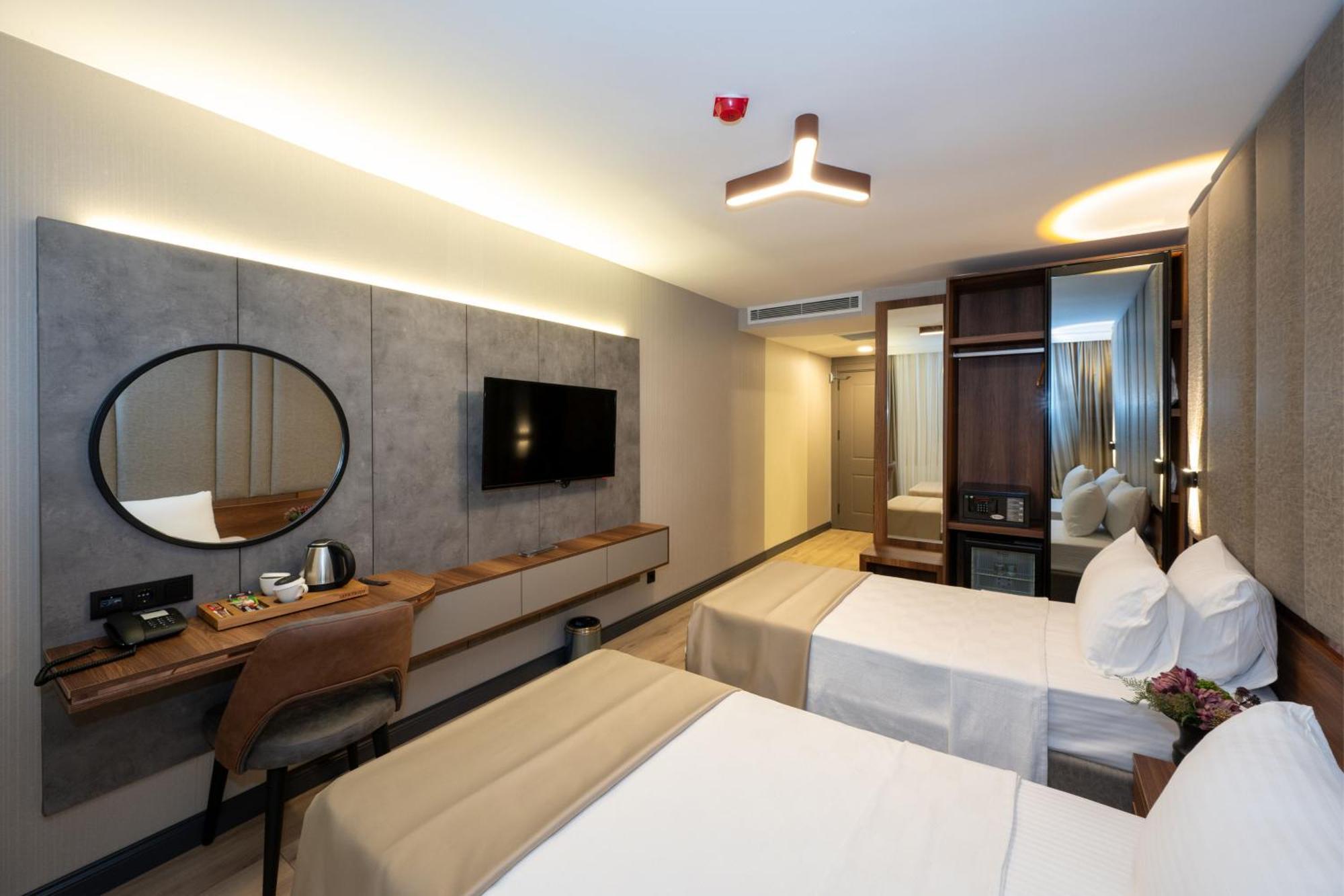 Vess Hotel Istanbul Bagian luar foto